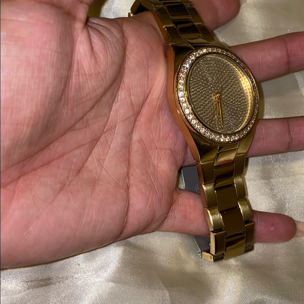 Guess Watch
